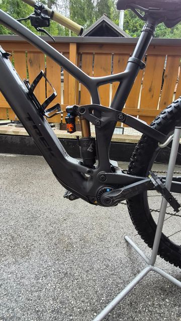 Gebrauchtes Trek Fuel EXe 9.8 2023 2023 Mountainbike, Hellgrau — Bild 7 von 8