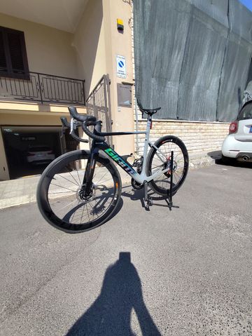 Brugt Giant Propel Advanced SL 1 2024 2024 Road & Gravel — billede 2 af 6