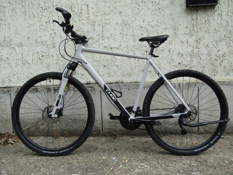 Używany CUBE NATURE PRO 2020 2020 Urban & Touring