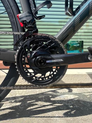 Scott Addict RC 20 2024 2024 Road & Gravel usato, Verde — immagine 5 di 8