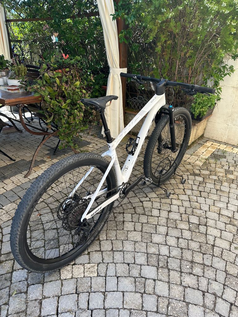 Used Scott Scale 910 2026 2026 Mountainbike, White, 29 — image 2 of 5