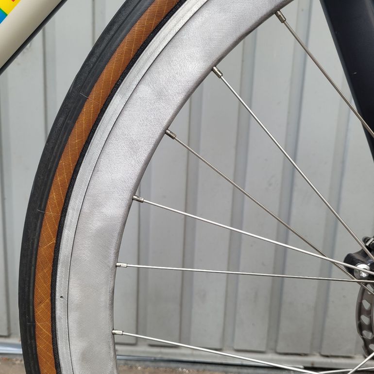 Cinelli Vigorelli Caleido 2015 / 56cm (C-T) FIXED GEAR // Disc Brake 2015 Road & Gravel d'occasion — image 17 sur 19
