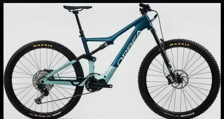 Used Orbea RISE M20 2022 Frameset 2022 Mountainbike, Green, 29 — image 1 of 3