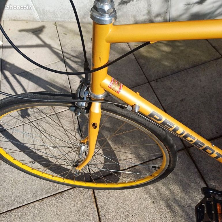 Used Peugeot Competition 1986 Road & Gravel, Orange — image 9 of 11