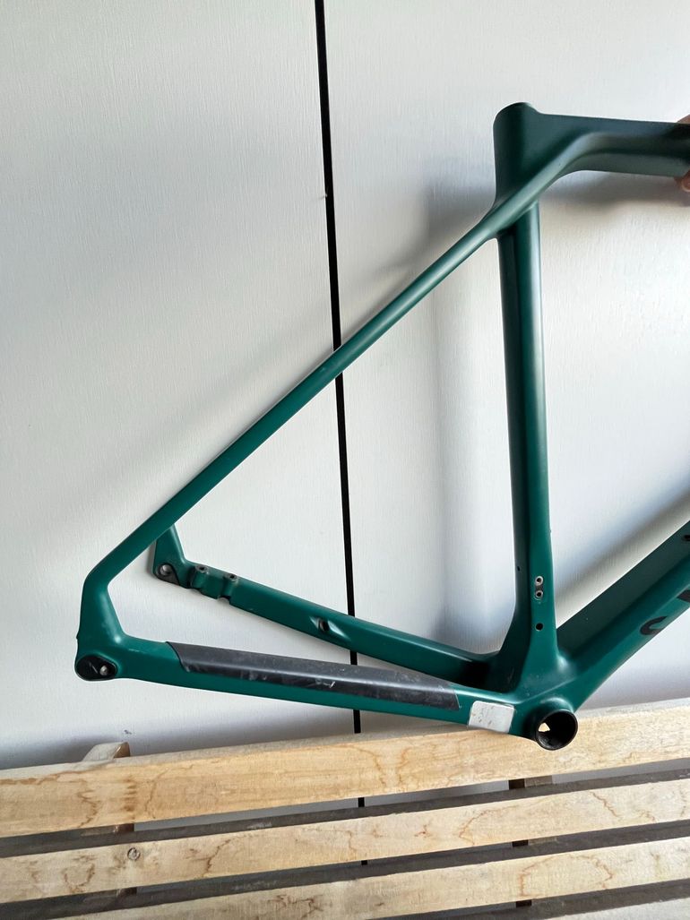 Used Canyon Grail CF SL 7 2023 Frameset 2023 Road & Gravel, Green — image 6 of 7