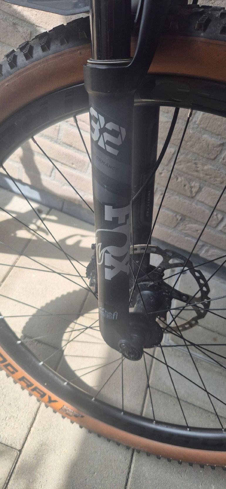 Używany Trek Supercaliber 9.8 XT 2021 2021 Mountainbike — zdjęcie 9 z 10