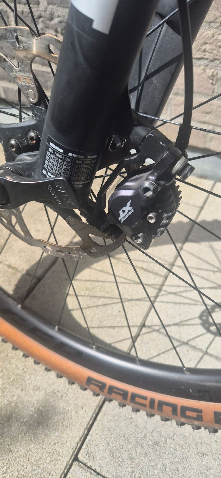 Używany Trek Supercaliber 9.8 XT 2021 2021 Mountainbike — zdjęcie 3 z 10