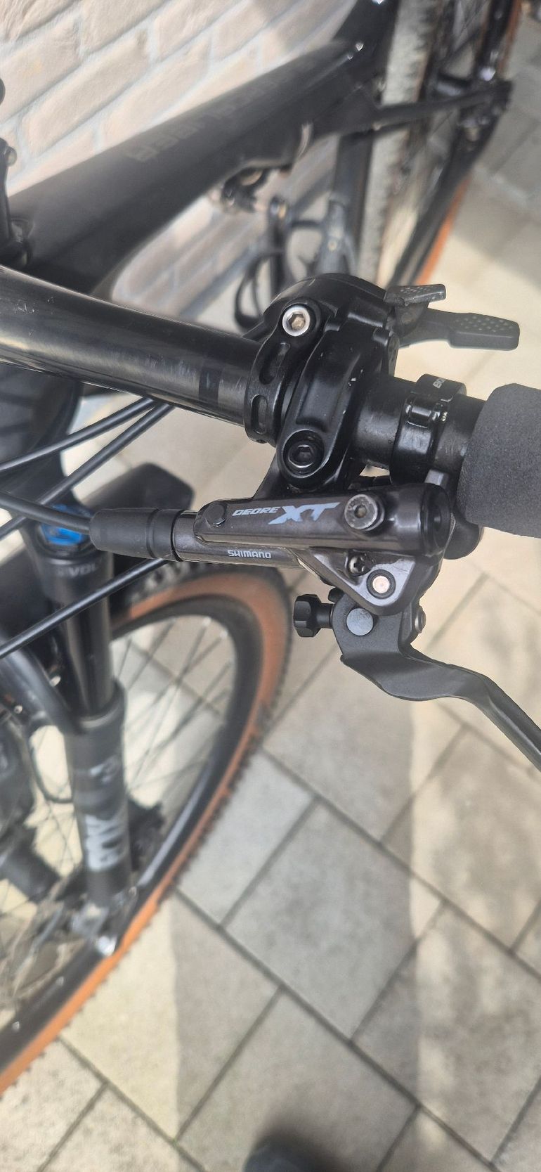Używany Trek Supercaliber 9.8 XT 2021 2021 Mountainbike — zdjęcie 2 z 10