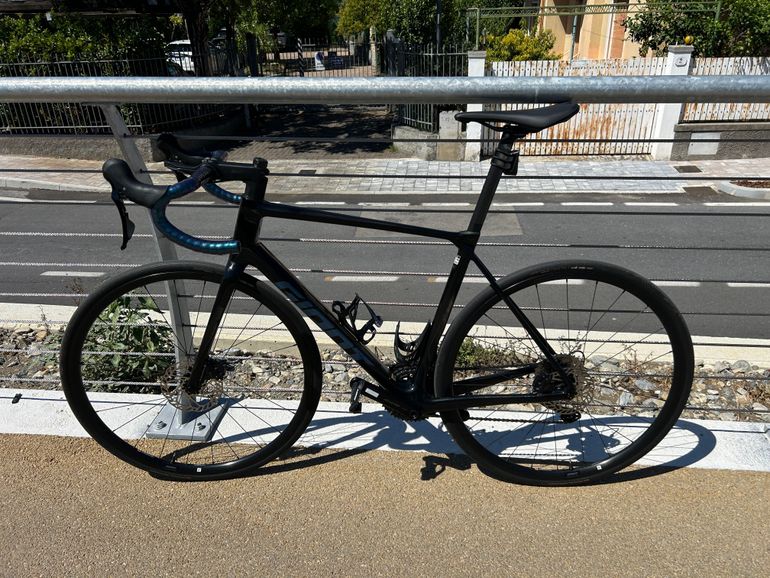 Brugt Giant TCR Advanced 2 KOM 2025 2025 Road & Gravel — billede 9 af 14