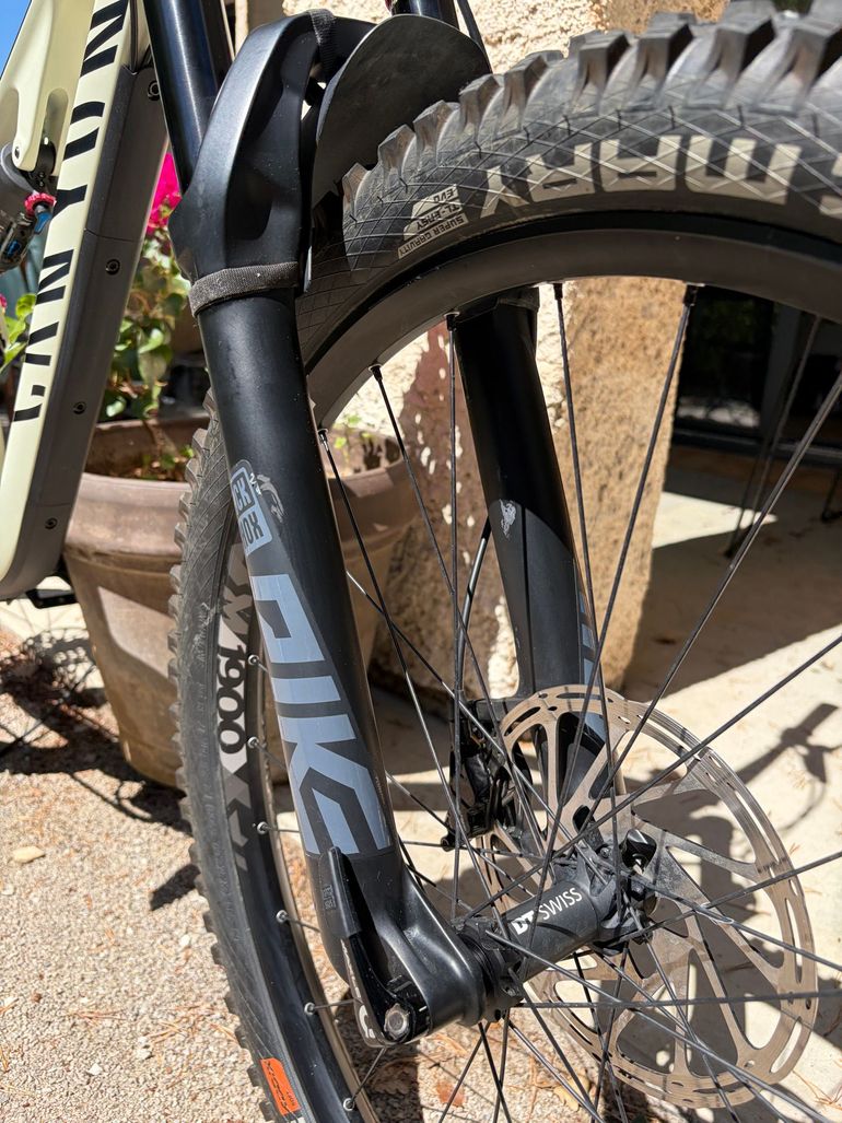 Used Canyon Neuron CF 8 2021 2021 Mountainbike, White, 27.5, 29 — image 7 of 13