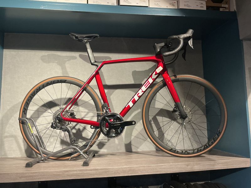 Käytetty Trek Madone Sl 6 Gen 8 2025 Road & Gravel