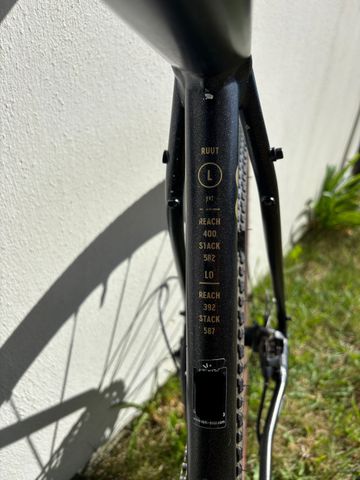 Używany Rondo Ruut AL2 2021 2021 Road & Gravel — zdjęcie 2 z 14