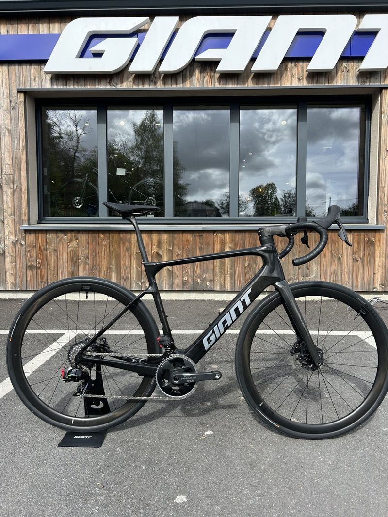 Gebrauchtes Giant Defy Advanced E+ Elite 1 2025 2025 Road & Gravel