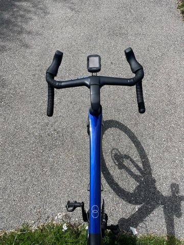 Used Trek Madone SRAM Rival 2024 Road & Gravel, Blue — image 7 of 7