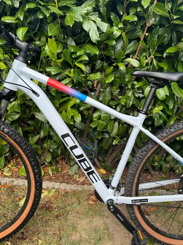 Used CUBE AIM, SLX 2023 2023 Urban, White — image 2 of 19