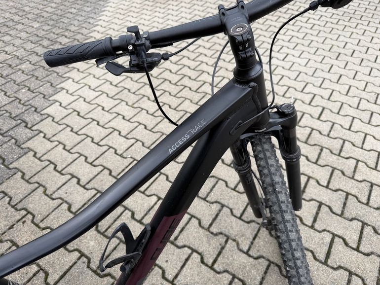 Gebrauchtes CUBE ACCESS WS RACE 2021 2021 Mountainbike, Schwarz, 27.5, 29 — Bild 3 von 4