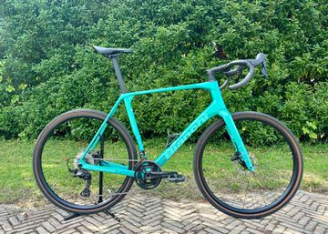 Used Bianchi Impulso COMP 2026 2026 Road & Gravel, Green — image 1 of 15