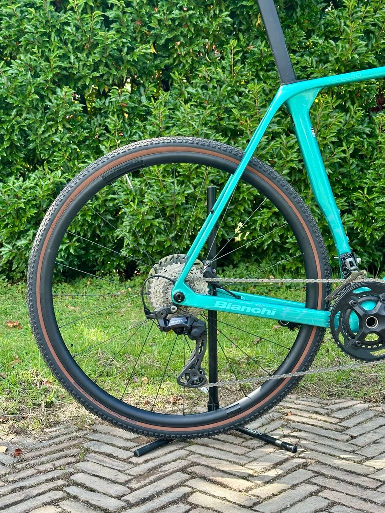 Used Bianchi Impulso COMP 2026 2026 Road & Gravel, Green — image 3 of 15