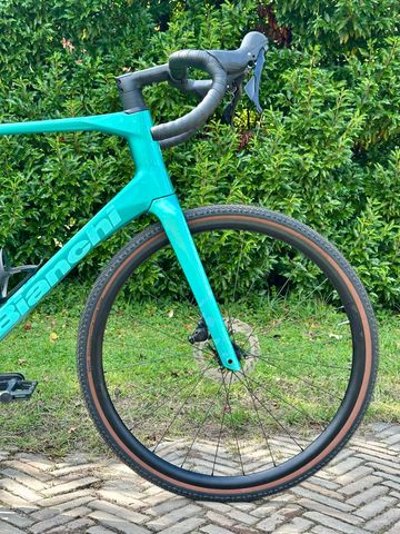 Used Bianchi Impulso COMP 2026 2026 Road & Gravel, Green — image 2 of 15