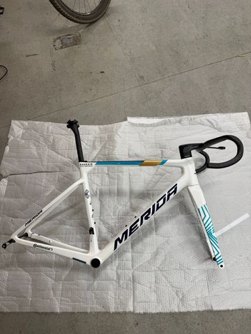 Brugt Merida SCULTURA TEAM 2025 Frameset 2025 Road & Gravel — billede 1 af 11