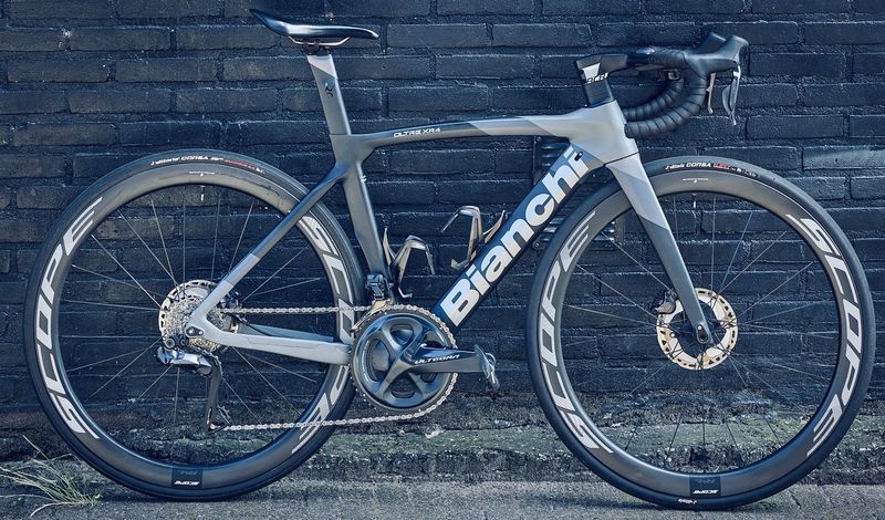 Used Bianchi Oltre XR4 - Ultegra Di2 Size 50 including Scope carbon wheelset 2022 Road & Gravel