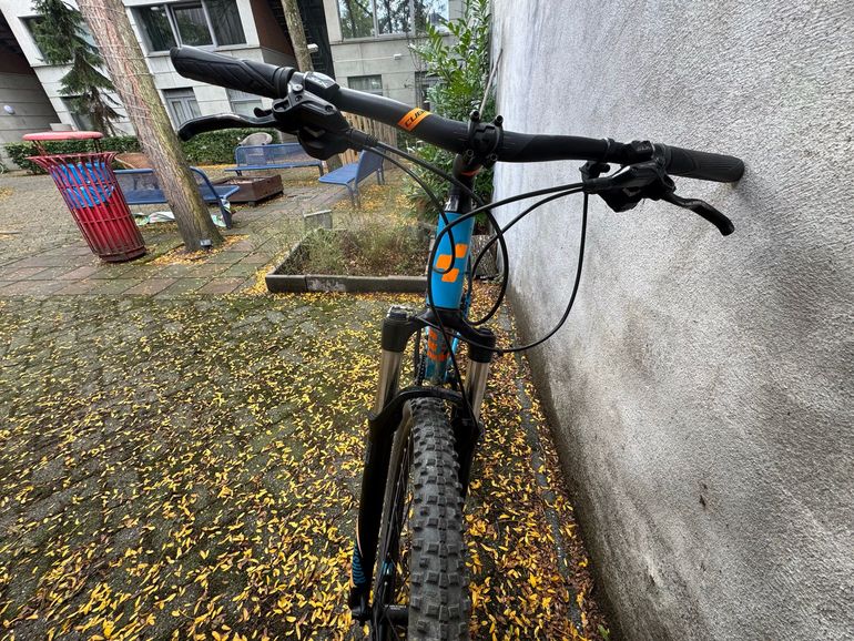 Used CUBE ACID 2017 2017 Mountainbike, Blue — image 6 of 9