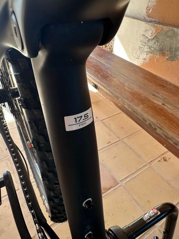 Used Trek Procaliber 9.6 2022 2022 Mountainbike, Black — image 5 of 5