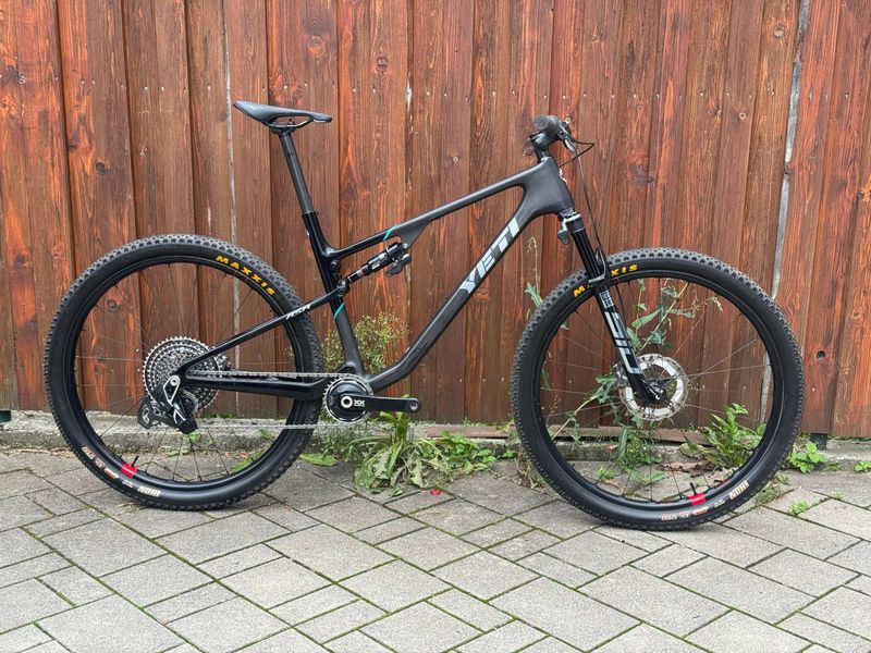 Used Yeti ASR T5 ULT XX SL AXS TRANSMISSION 2026 2026 MTB