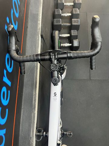 Used Scott Solace Shimano 105 2016 Road & Gravel, White — image 7 of 12