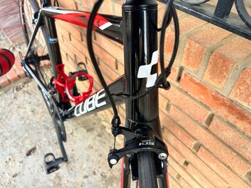 CUBE Attain Shimano 105 2018 Road & Gravel usato, Rosso — immagine 6 di 8