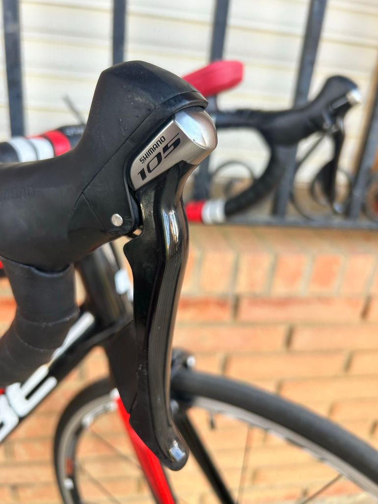 CUBE Attain Shimano 105 2018 Road & Gravel usato, Rosso — immagine 5 di 8
