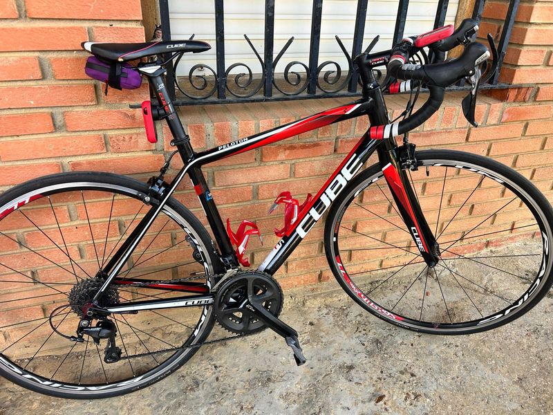 Used CUBE Attain Shimano 105 2017 Road & Gravel