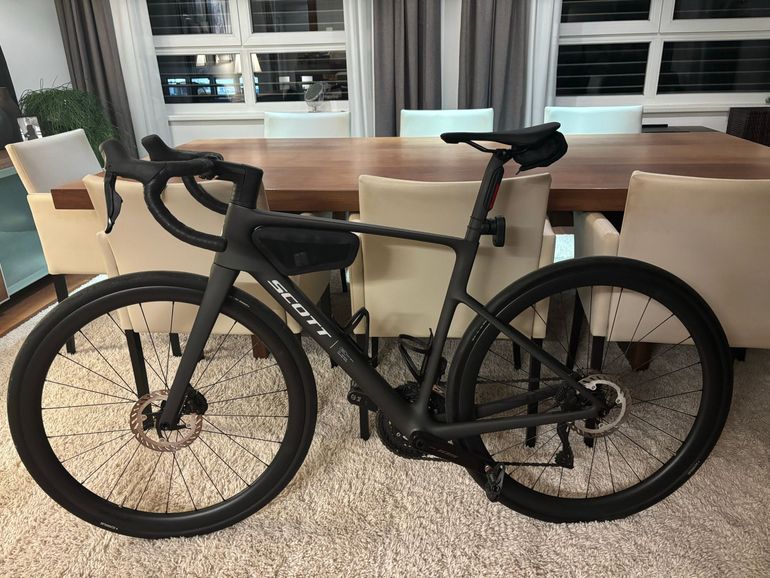 Gebrauchtes Scott Addict 30 2026 2026 Road & Gravel, Schwarz — Bild 2 von 10