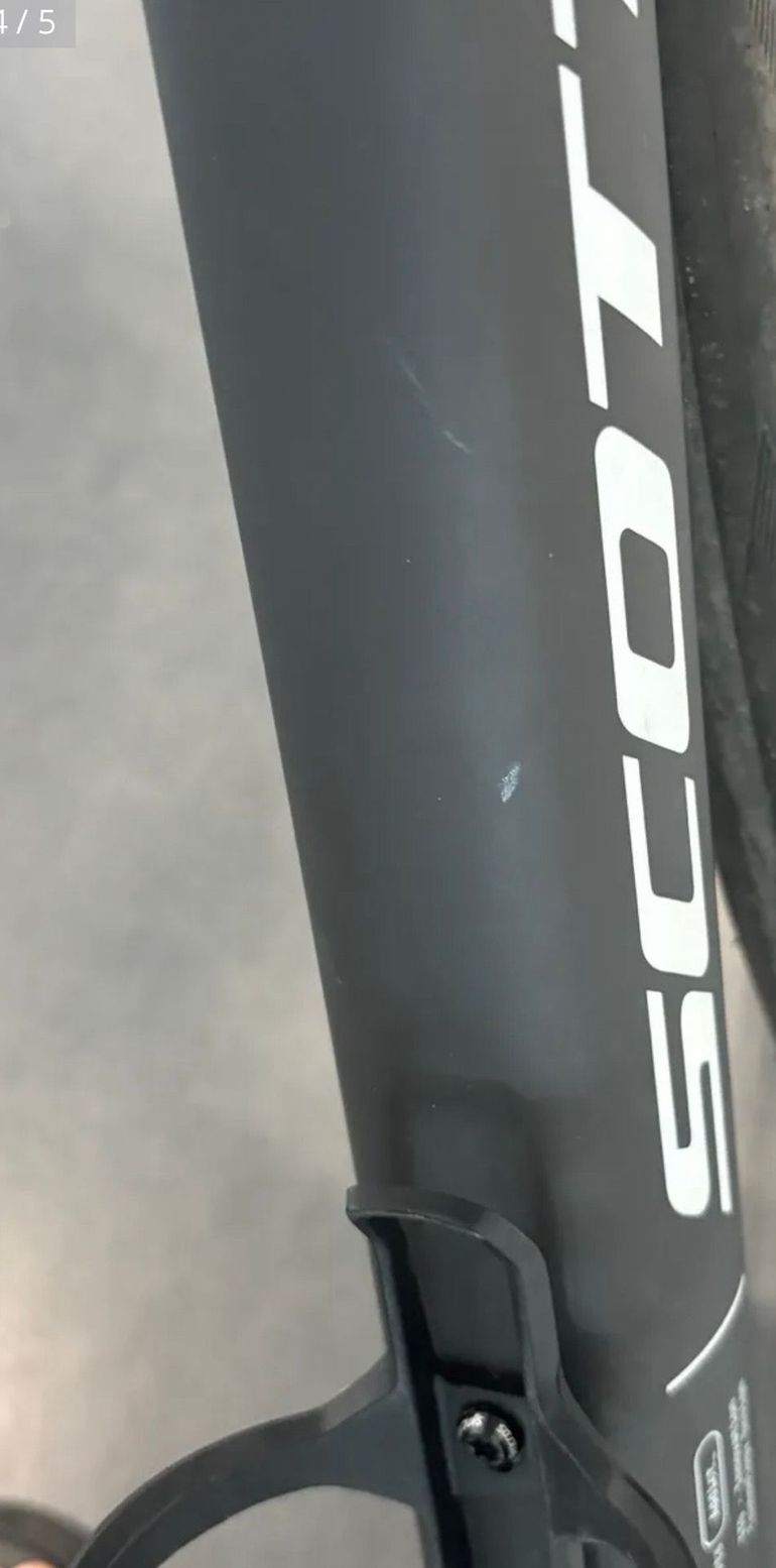 Scott Addict 30 2026 2026 Road & Gravel de segunda mano, Negro — imagen 2 de 3