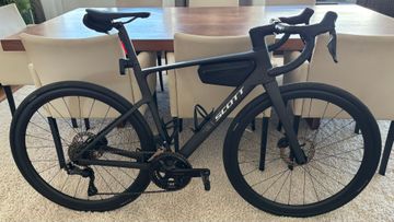 Used Scott Addict 30 2026 2026 Road & Gravel, Black — image 2 of 13