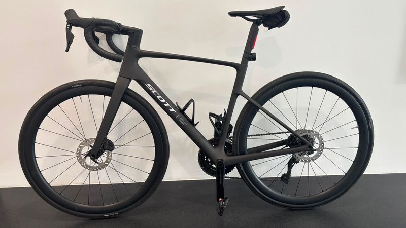 Used Scott Addict 30 2026 2026 Road & Gravel