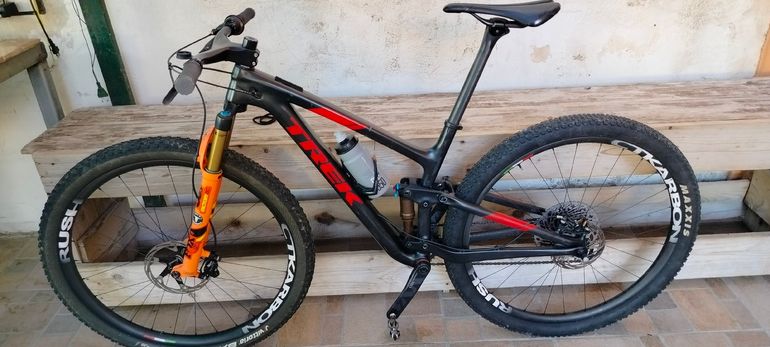 Gebrauchtes Trek Fuel SRAM XX1 Eagle 2020 Mountainbike, Schwarz — Bild 2 von 3
