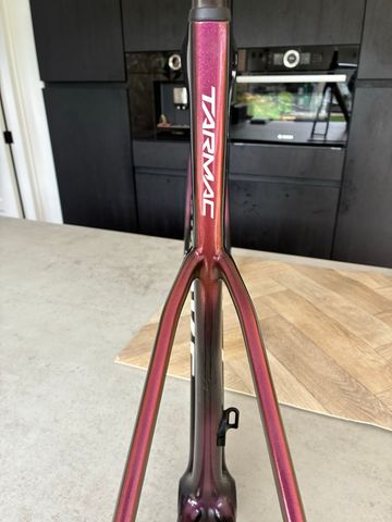 Used Specialized Tarmac Frameset 2025 Road & Gravel, White — image 8 of 12