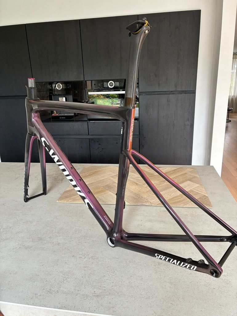Used Specialized Tarmac Frameset 2025 Road & Gravel, White — image 6 of 12