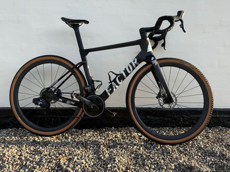 Factor OSTRO VAM - SRAM Force w/ Power Meter 2025