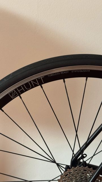 Canyon Ultimate CF SL 7.0 2019 2019 Road & Gravel usato, Nero — immagine 4 di 14