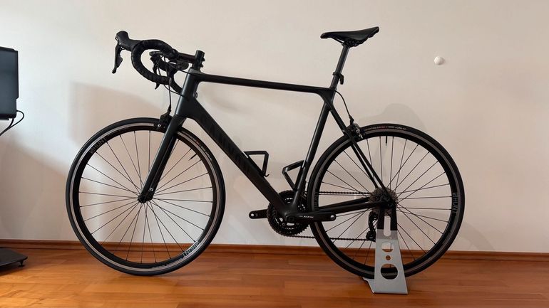 Canyon Ultimate CF SL 7.0 2019 2019 Road & Gravel usato, Nero — immagine 8 di 14