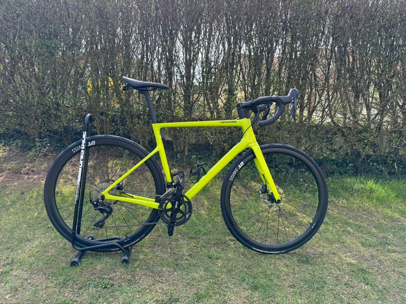 Gebrauchtes Cannondale Supersix Evo Carbon Disc 105 2021 2021 Road & Gravel