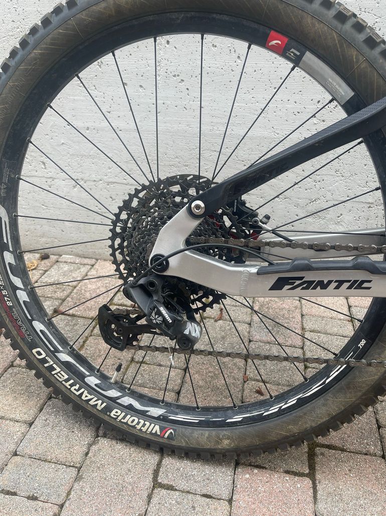 Gebrauchtes Fantic XMF 1.7 2025 2025 Mountainbike, Grün, 29, 27.5 — Bild 3 von 7