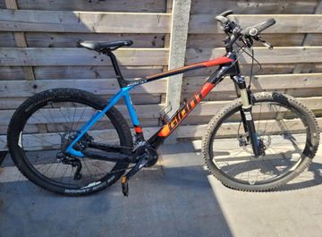 Giant XTC Advanced 1 2017 2017 Mountainbike usato, Nero — immagine 3 di 5