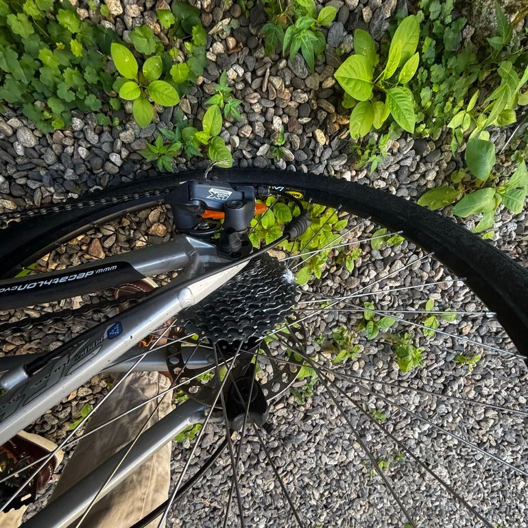 Použité ROCKRIDER Full suspension Other Shimano 2010 Mountainbike — obrázek 4 z 5