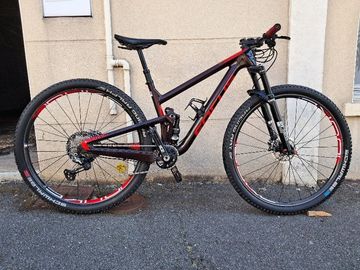 Tweedehands Focus O1E 9.9 2020 2020 Mountainbike — afbeelding 1 van 4