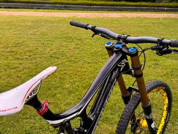 Tweedehands Santa Cruz V10 SRAM X0 2014 Mountainbike — afbeelding 4 van 11