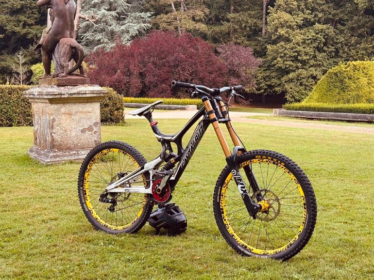 Tweedehands Santa Cruz V10 SRAM X0 2014 Mountainbike — afbeelding 2 van 11
