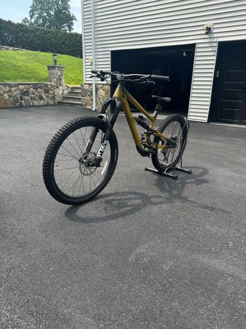 Used Specialized Status 170 2 2024 2024 Mountainbike, Orange, 29, 27.5 — image 9 of 33